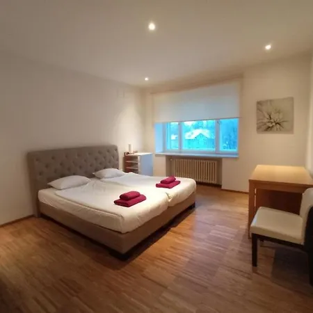 Center 3 Bedroom Apartment