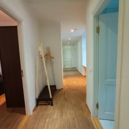 Apartment Center 3 Bedroom