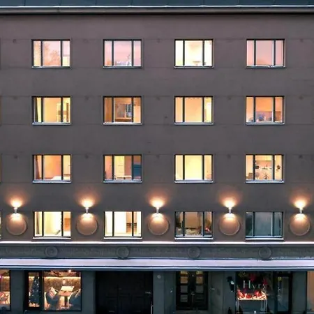 Center 3 Bedroom アパート タリン