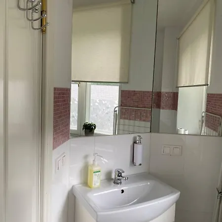 Center 3 Bedroom Апартаменты Таллин