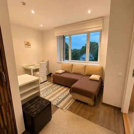 Center And Near Old Town Διαμέρισμα *