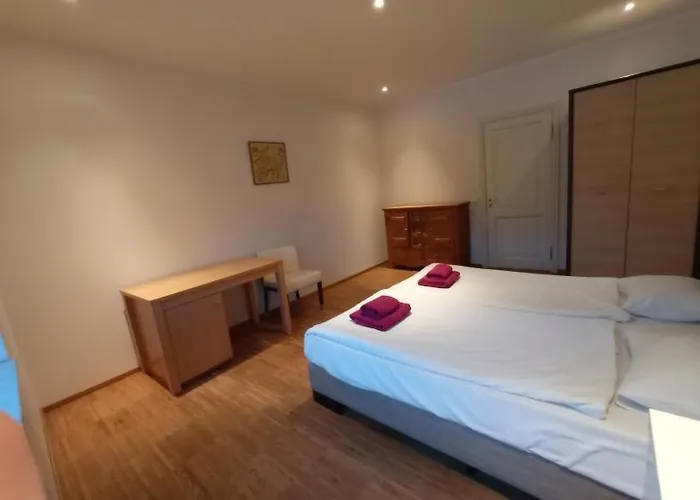 アパート Cozy Room With Private Bathroom Near Old Town *