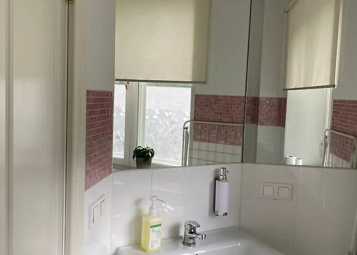 Cozy Room With Private Bathroom Near Old Town Lägenhet Tallinn