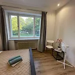 City Center Apartments Near Old Town Апартаменты *